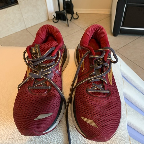 Brooks Men's Burgundy and Gold Athletic Shoes - Picture 1 of 7